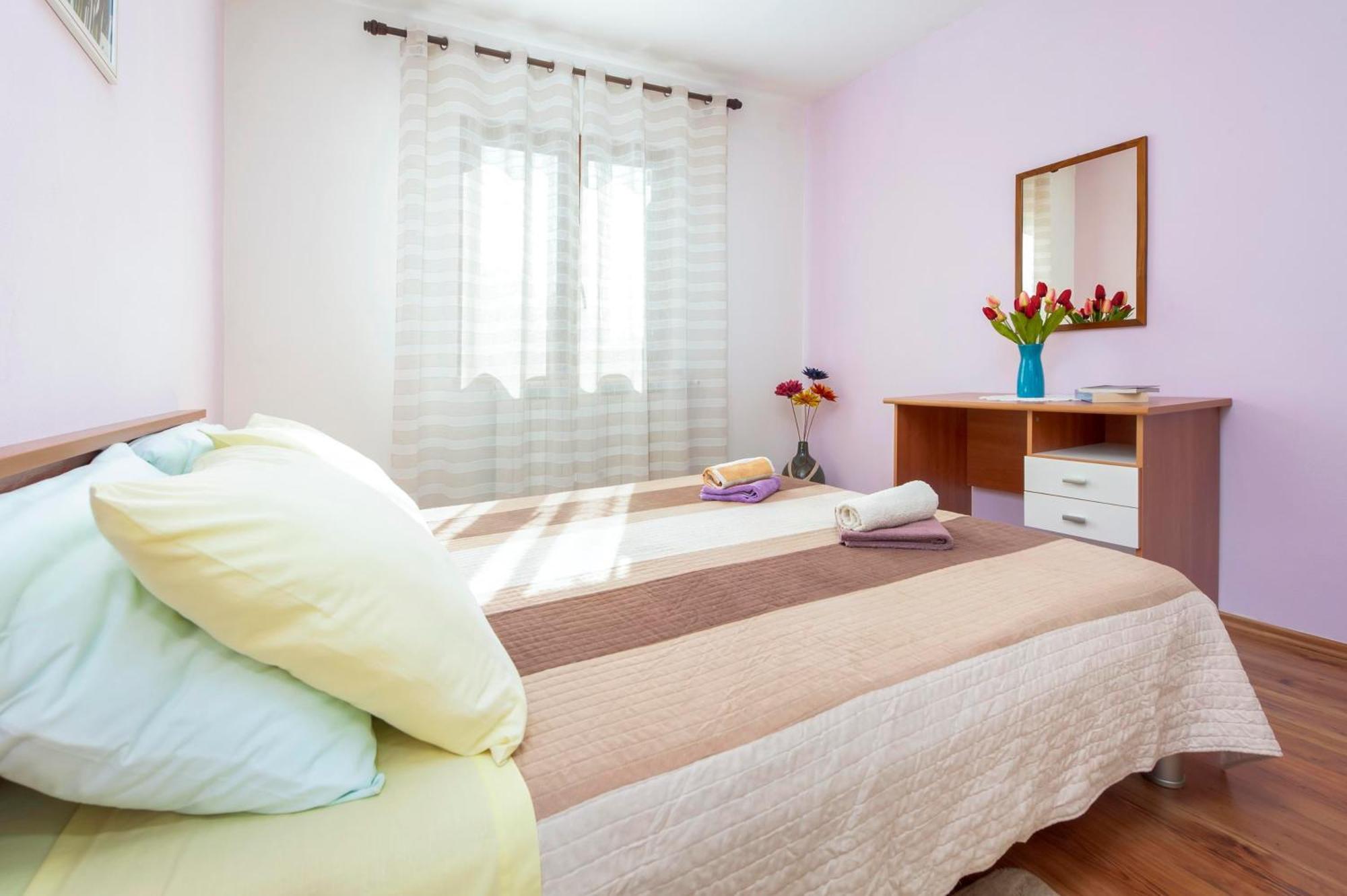 Apartments Adria Ровин Стая снимка